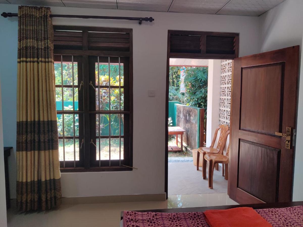 Medawatta Villa Mirissa Ngoại thất bức ảnh